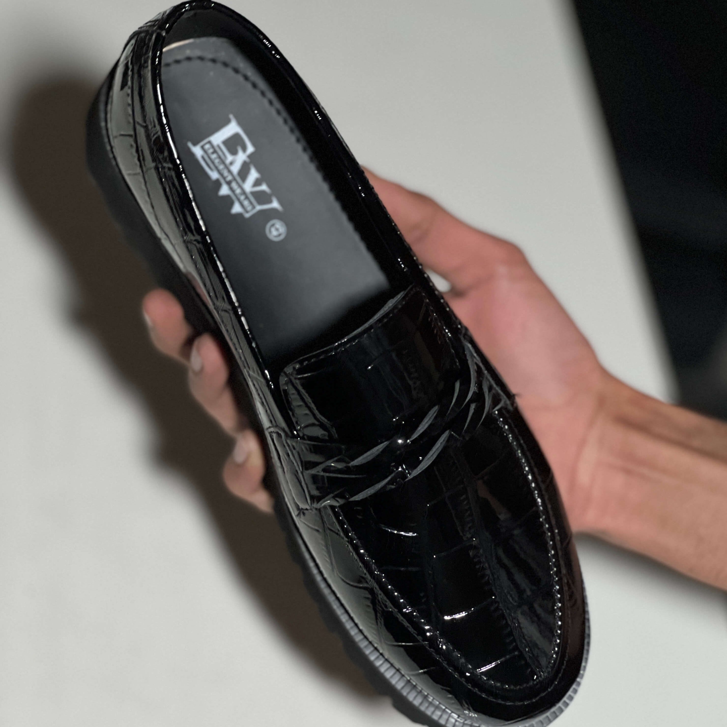 ELEGENT WEARS CHUNKY LOAFER SHOES | TOP TRENDING SHOES IN PAKISTAN