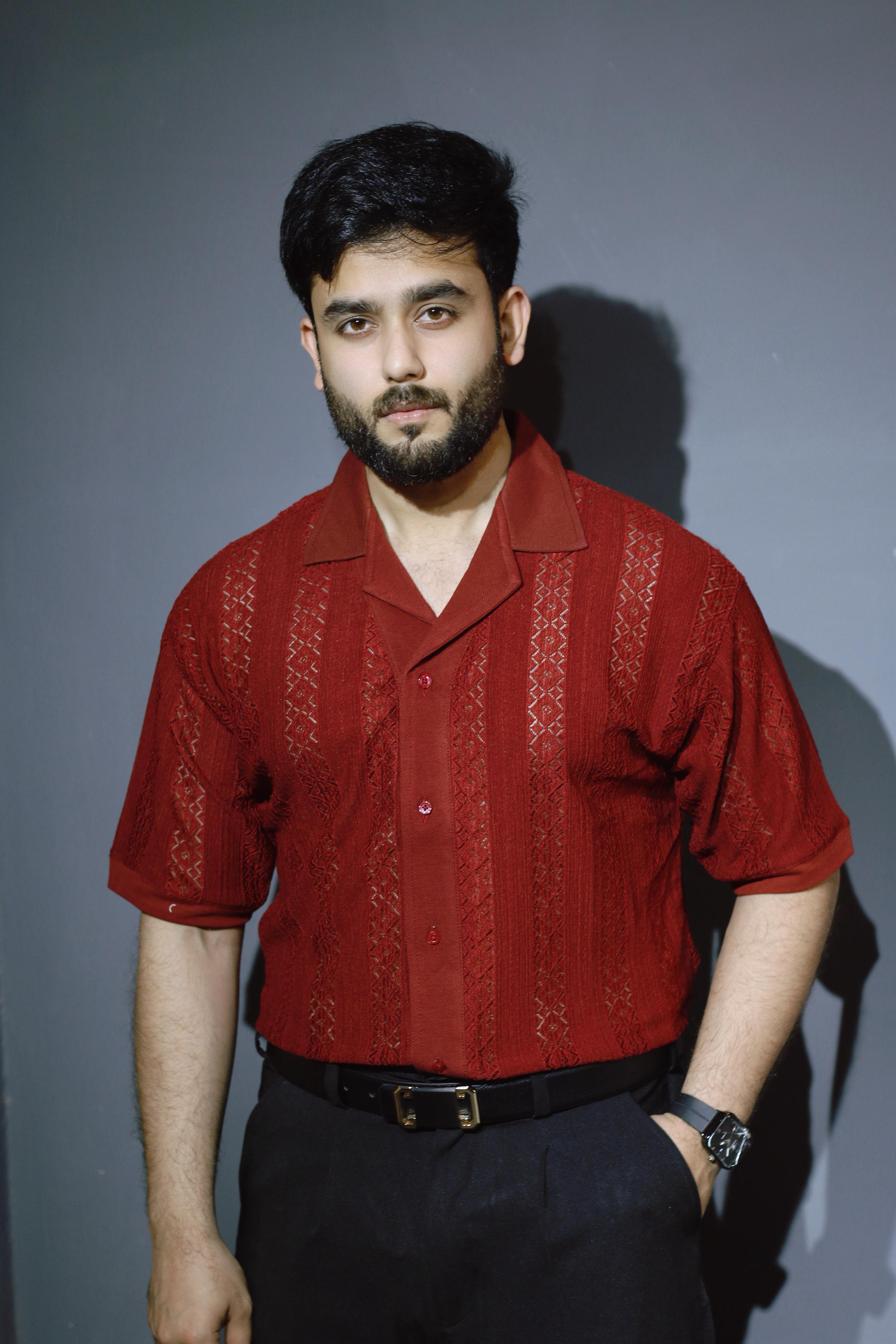 Old Money Textured Cuban Collar Shirt – Lightweight Jacquard Mesh (Burgundy Red)